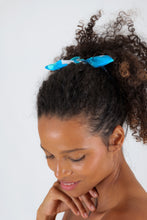 Laad de afbeelding in de Gallery-viewer, Mayaguana Scrunchie
