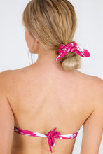 Laad de afbeelding in de Gallery-viewer, Pink-Palms Scrunchie
